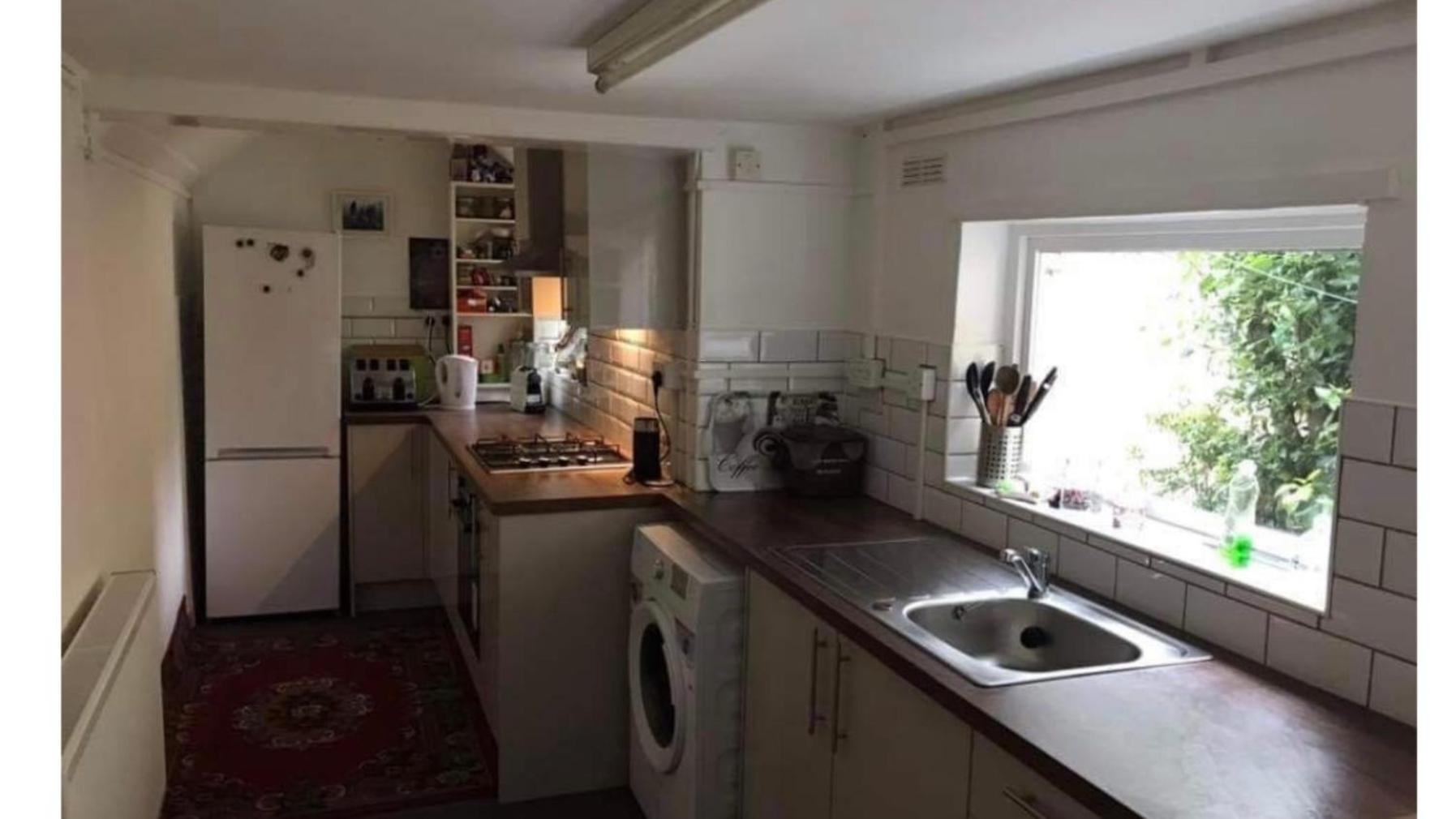 Homestay In The Heart Of Avalon 글라스턴버리 외부 사진